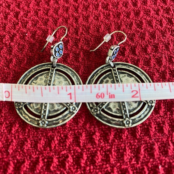 EUC Gunmetal Tone Round Peace Symbol Dangle Earrings - Picture 3 of 4